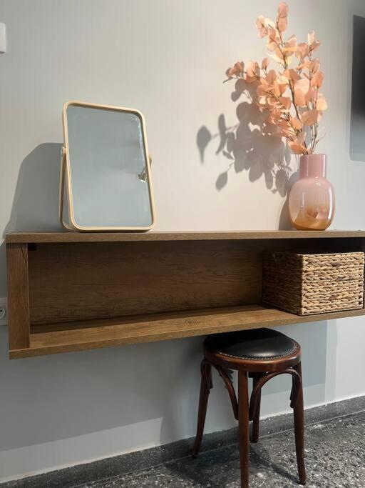 Stylish And Central Apt Near Acropolis - Avdi Square Athens Luaran gambar