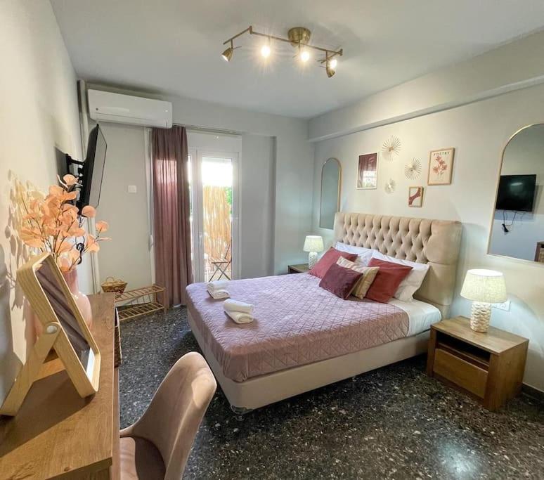 Stylish And Central Apt Near Acropolis - Avdi Square Athens Luaran gambar